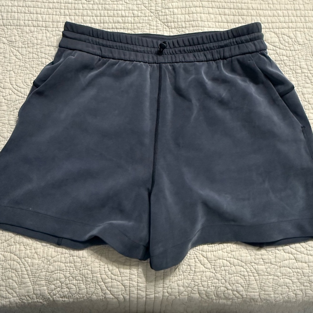 Lululemon Softstreme 4” Shorts